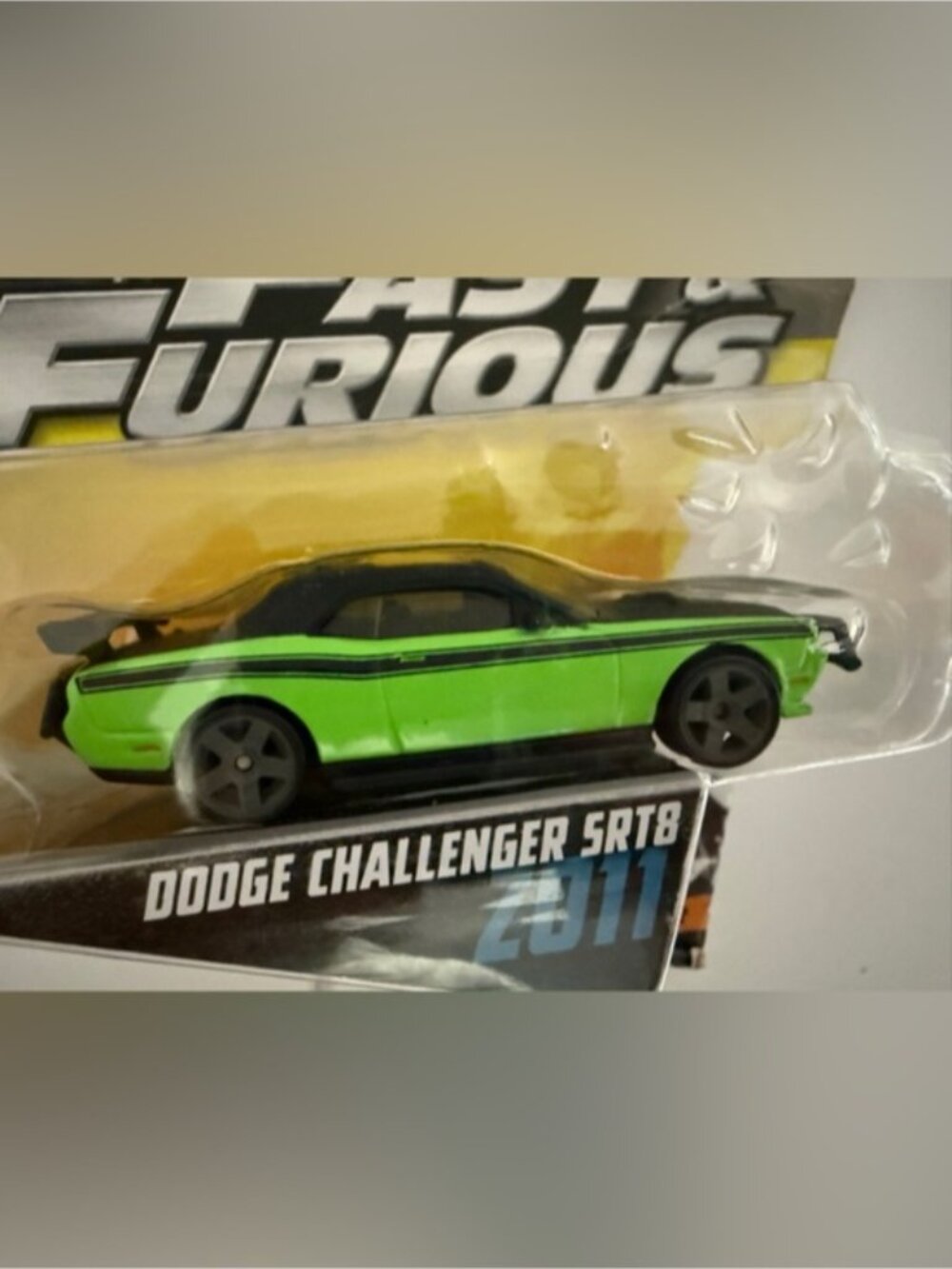 Hot Wheels Fast & Furious 2011 Dodge Challenger SRT8 Green (Furious 7 5/32) - Picture 2 of 6